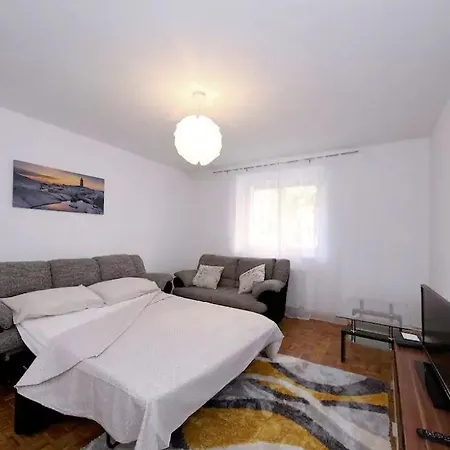 Marika Apartment